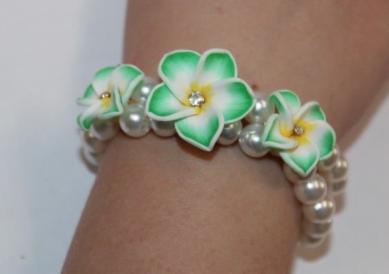 armband-gr-n Blüten Armband grün
